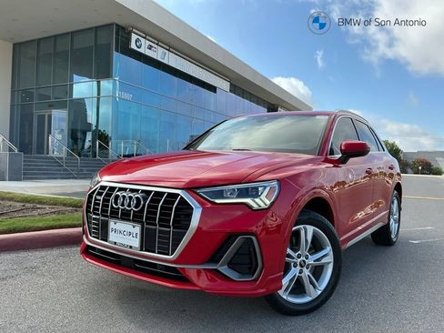 Used 2022 Audi Q3 2.0T Premium Plus w/ Premium Plus Package AWD/4WD image 1
