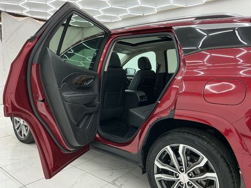 Used 2018 GMC Terrain Denali w/ Advanced Safety Package FWD image 22