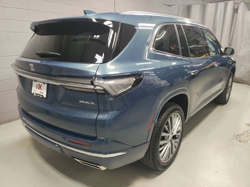 Certified 2025 Buick Enclave Avenir w/ Trailering Package, 5000 lbs. AWD/4WD image 2