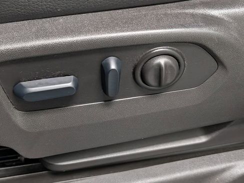 Used 2023 GMC Sierra 3500 Denali w/ Denali Ultimate Package image 13