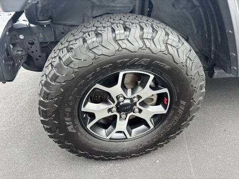 Used 2020 Jeep Wrangler Unlimited Rubicon AWD/4WD image 12