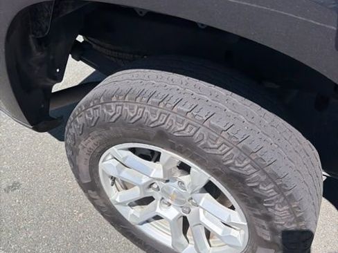 Used 2022 Chevrolet Silverado 1500 LT image 8