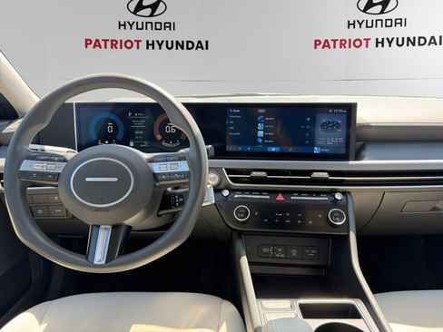 Certified 2025 Hyundai Sonata SEL FWD image 10