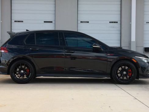 Used 2022 Volkswagen GTI SE FWD image 16