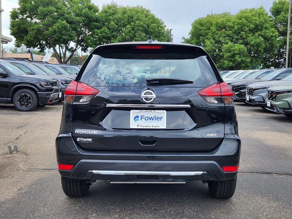 Used 2019 Nissan Rogue S AWD/4WD image 6