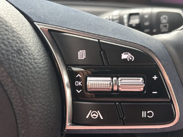 Used 2025 Kia Seltos S FWD image 24