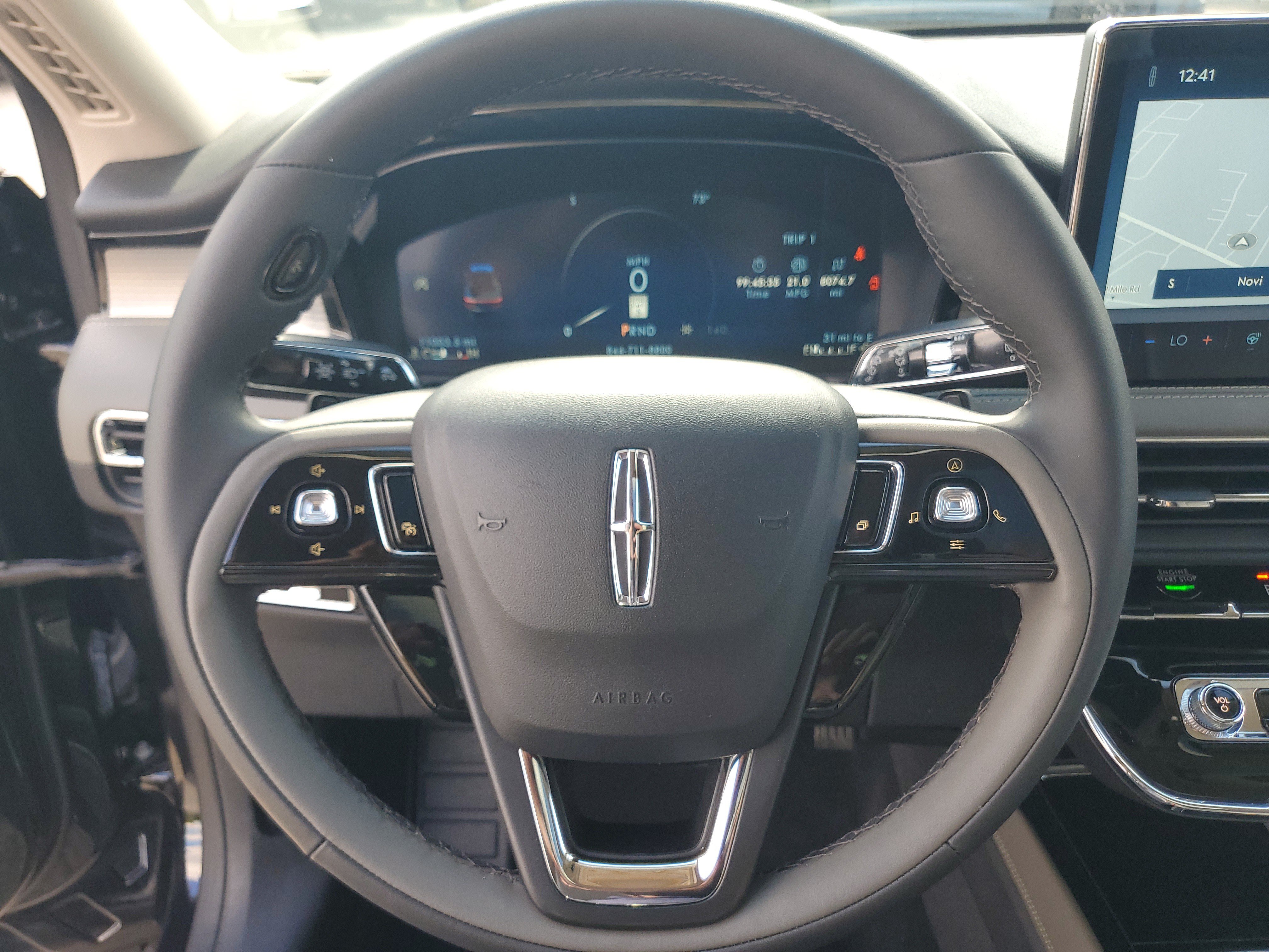 Certified 2024 Lincoln Corsair AWD w/ Equipment Group 101A image 14