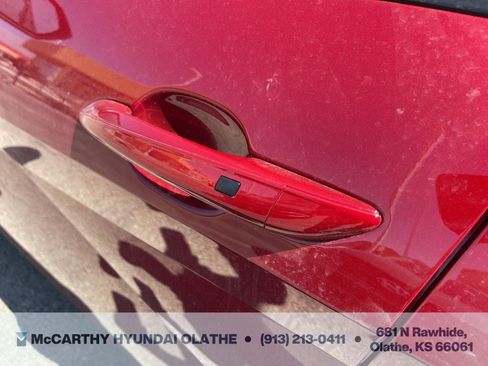 Certified 2025 Hyundai Elantra Sport FWD image 19