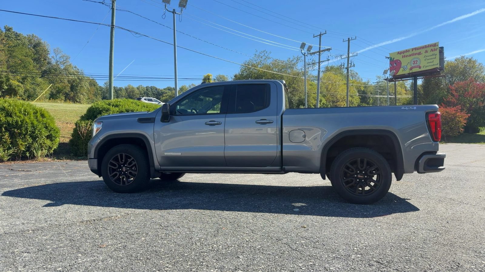 Used 2022 GMC Sierra 1500 Elevation AWD/4WD image 7