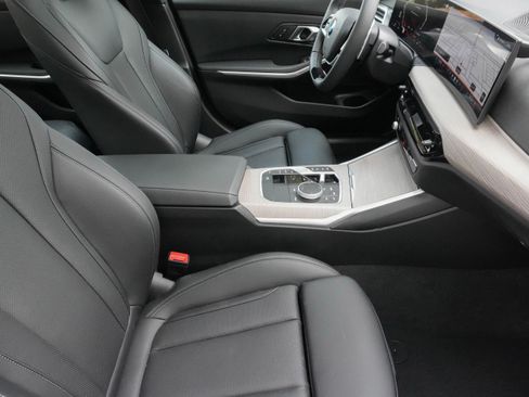 Used 2025 BMW 330i xDrive Sedan image 13