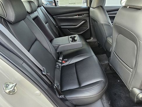 New 2026 MAZDA MAZDA3 2.5 S Sedan w/ Preferred Pkg image 19