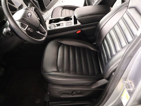 Used 2024 Ford Edge SEL AWD/4WD image 11