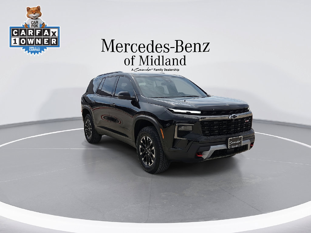 Used 2026 Chevrolet Traverse Z71 AWD/4WD image 2