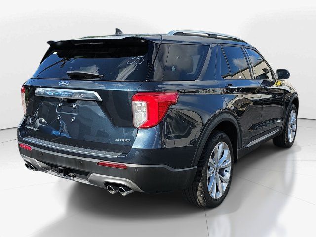 Used 2024 Ford Explorer Platinum w/ Technology Package AWD/4WD image 3