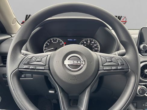 Certified 2025 Nissan Sentra S FWD image 23