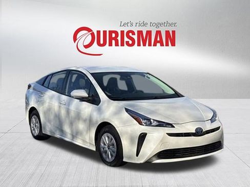 Used 2019 Toyota Prius L Eco image 1