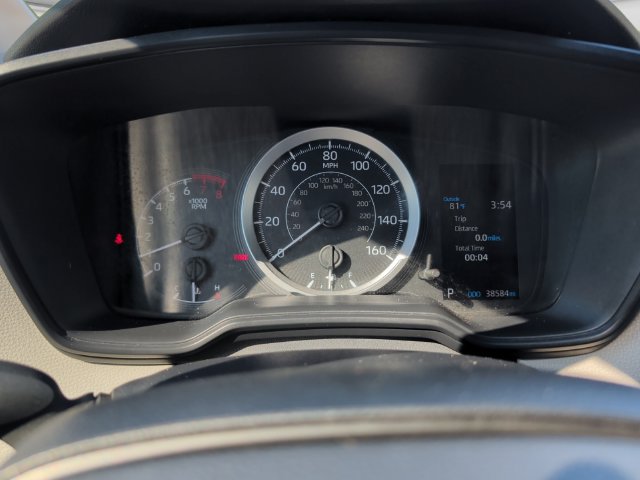 Used 2022 Toyota Corolla LE FWD image 14
