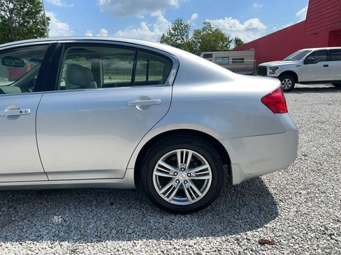 Used 2013 INFINITI G37 x Sedan w/ Premium Pkg AWD/4WD image 6