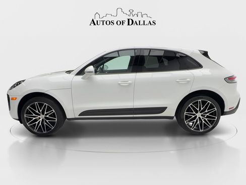 Used 2023 Porsche Macan AWD/4WD image 5