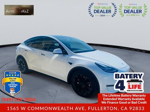 Used 2022 Tesla Model Y Long Range AWD/4WD image 5