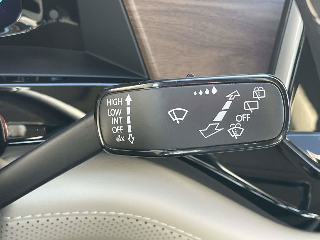 Certified 2026 Volkswagen Atlas SE FWD image 26