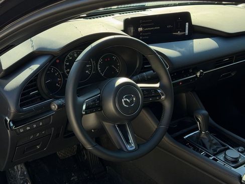 New 2026 MAZDA MAZDA3 Hatchback w/Premium Plus Pkg image 20