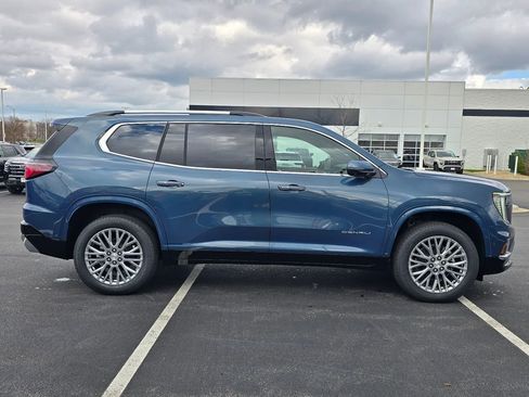 New 2026 GMC Acadia Denali w/ Super Cruise Package image 10
