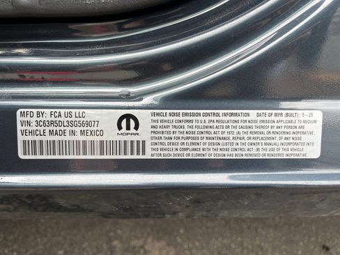 New 2025 RAM 2500 Big Horn AWD/4WD image 31