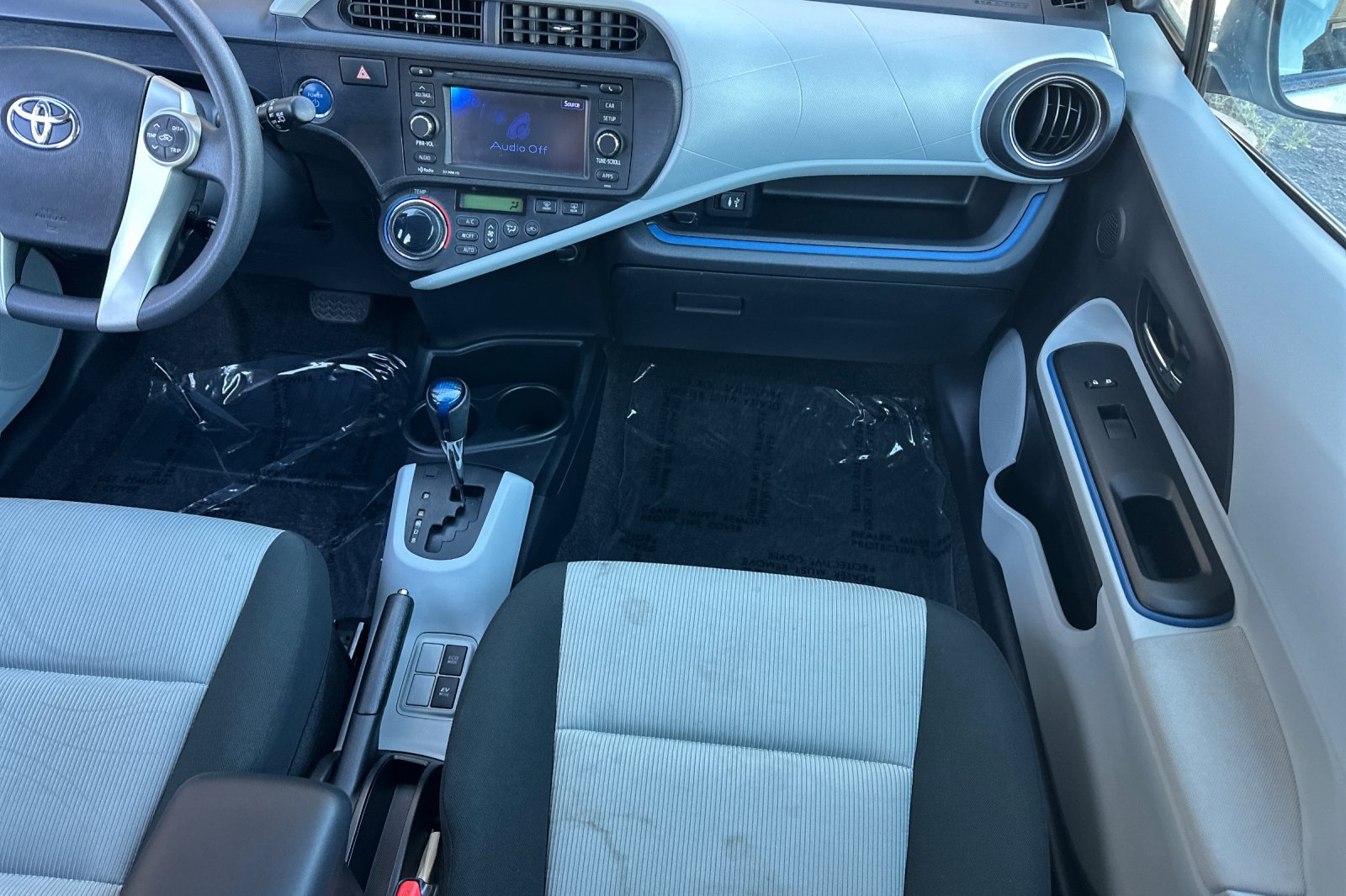 Used 2012 Toyota Prius C Three FWD image 29