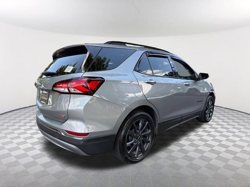 Used 2023 Chevrolet Equinox RS w/ RS Leather Package FWD image 5