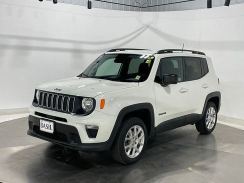 Used 2019 Jeep Renegade Sport w/ Sport Appearance Group AWD/4WD image 8