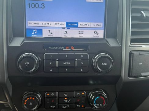 Used 2019 Ford F150 XLT w/ Equipment Group 302A Luxury AWD/4WD image 15