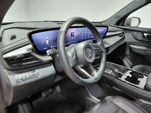 Used 2025 Buick Enclave Preferred image 25