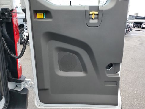 Used 2024 Ford Transit 350 XLT image 17