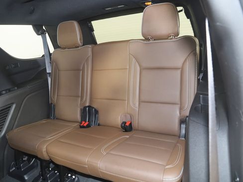 Used 2021 Chevrolet Tahoe High Country image 47