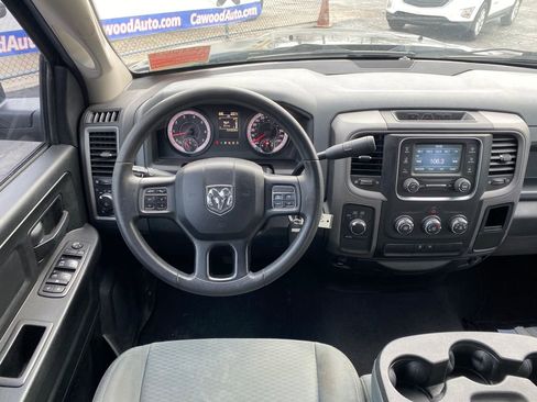 Used 2018 RAM 1500 Express w/ Express Value Package image 19