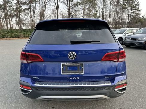 Certified 2023 Volkswagen Taos SEL image 12