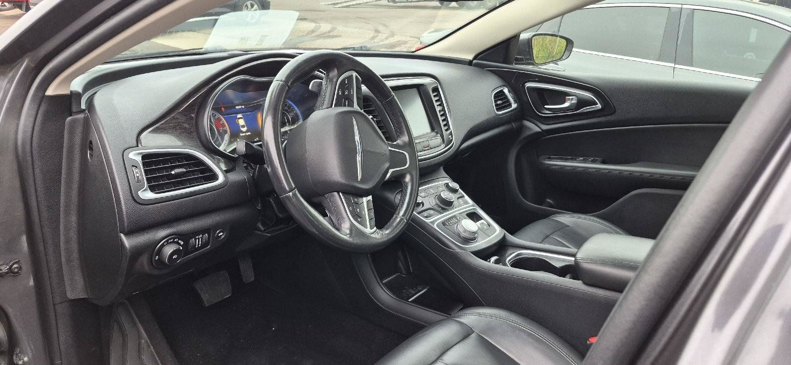 Used 2016 Chrysler 200 C w/ Sun & Sound Group FWD image 8