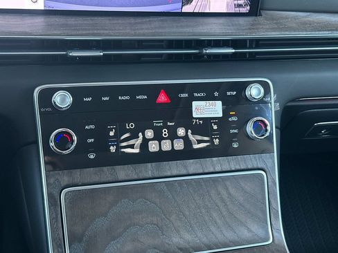 New 2026 Genesis GV80 2.5T Advanced AWD/4WD image 22