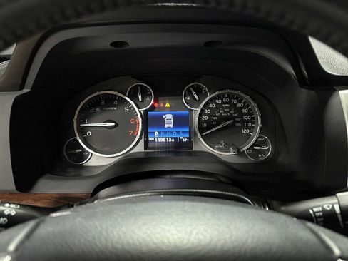 Used 2017 Toyota Tundra Limited image 34