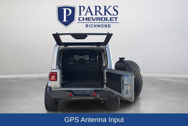 Used 2020 Jeep Wrangler Unlimited Sahara w/ Safety Group AWD/4WD image 9