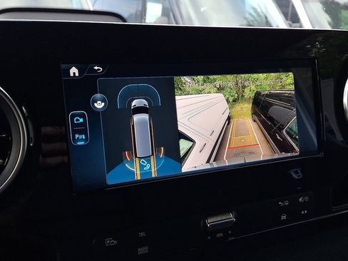 New 2025 Mercedes-Benz Sprinter 2500 image 13