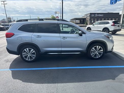 Used 2022 Subaru Ascent Touring image 4