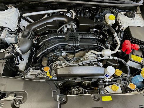 Used 2024 Subaru Crosstrek 2.0i Premium image 34