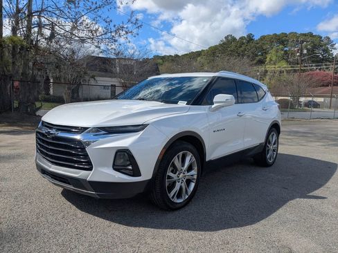 Used 2022 Chevrolet Blazer Premier w/ Enhanced Convenience Package FWD image 8