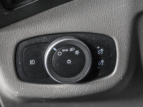 Used 2022 Ford Transit Connect XLT image 23