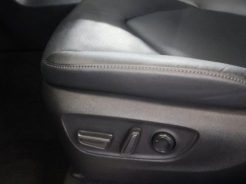 Used 2024 Toyota Grand Highlander Limited image 12