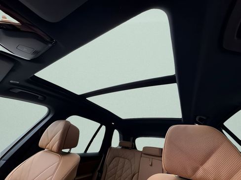 New 2026 BMW X5 xDrive50e w/ Premium Package image 26