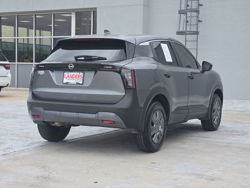 Used 2025 Nissan Kicks S FWD image 8