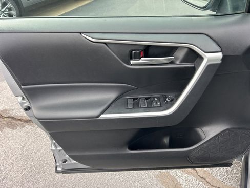 Used 2024 Toyota RAV4 XLE image 3